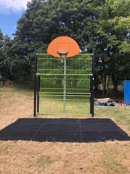 new basket ball hoop, Sheerstock Playground
